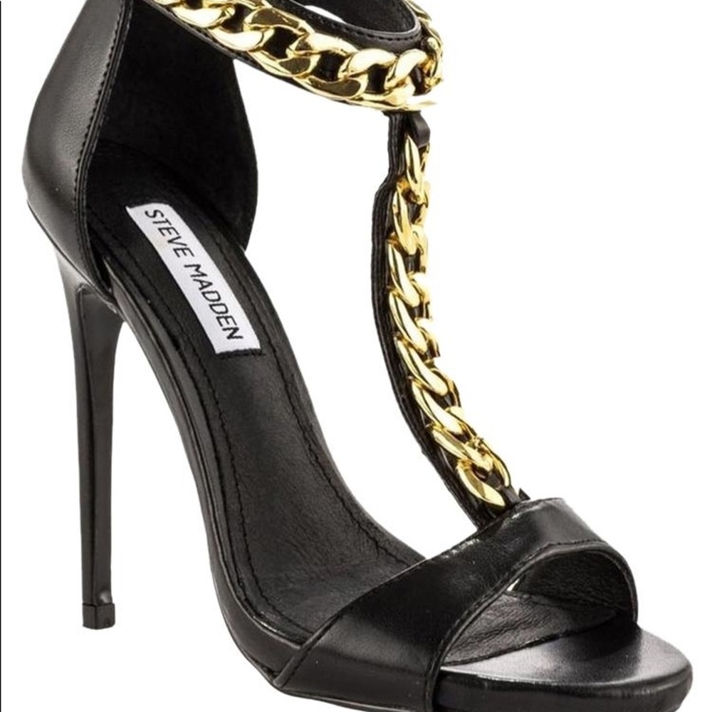 Steve Madden Magnetik heels